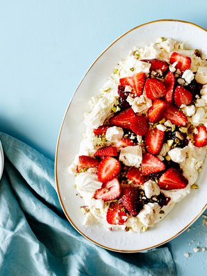 Pappilan hätävara pelastaa, kun tarvitaan äkkiä makeaa. Kuva: <span class="photographer">Tuomas Kolehmainen</span>