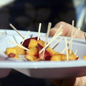 Maistiaisten kohdalla voi santsata ainakin kerran hyvillä mielin. Kuva: <span class="photographer">Istockphoto.</span>
