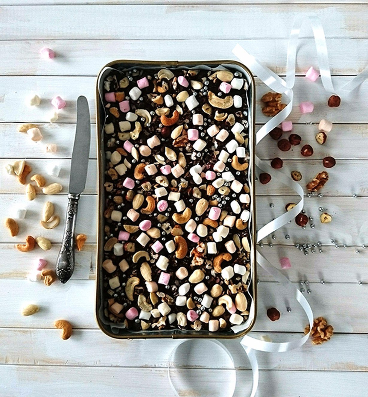 Maidoton ja gluteeniton Rocky Road herkku