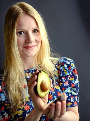 Pamela Tola rakastaa avokadoja. Kuva: <span class="photographer">Jukka Lehtinen</span>