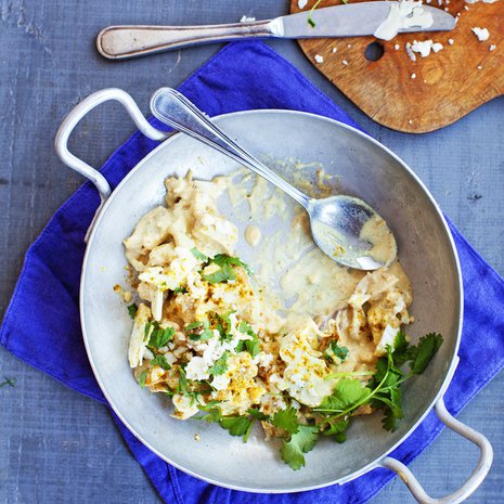 Vartissa valmis kukkakaalibroilericurry. Kuva: Pia Inberg