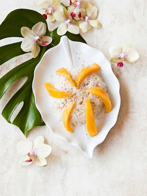 Sticky rice eli kookos-riisivanukas on viikonloppumenun kohokohta.