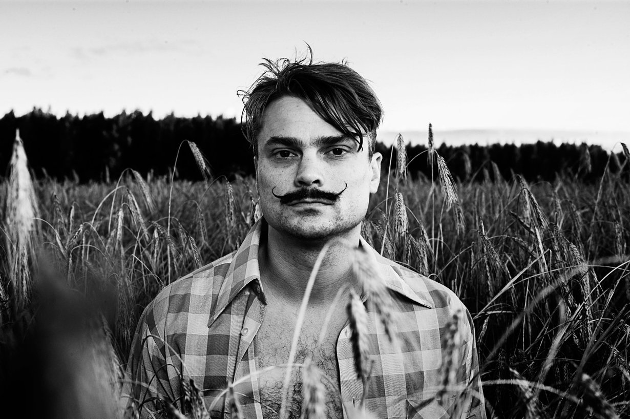 Kalle Valkonen tekee viskiä Pohjanmaalla. Kuva: Kyrö Distillery.