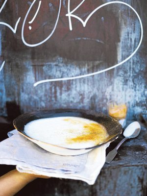 Jos liikut Rautatieasemalla huomenna aamulla, älä syö aamiaista kotona. KUVA: Sami Repo