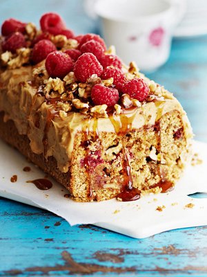 Gluteenittomilla jauhoilla leivottu kakku. Kuva: <span class="photographer">Panu Pälviä</span>