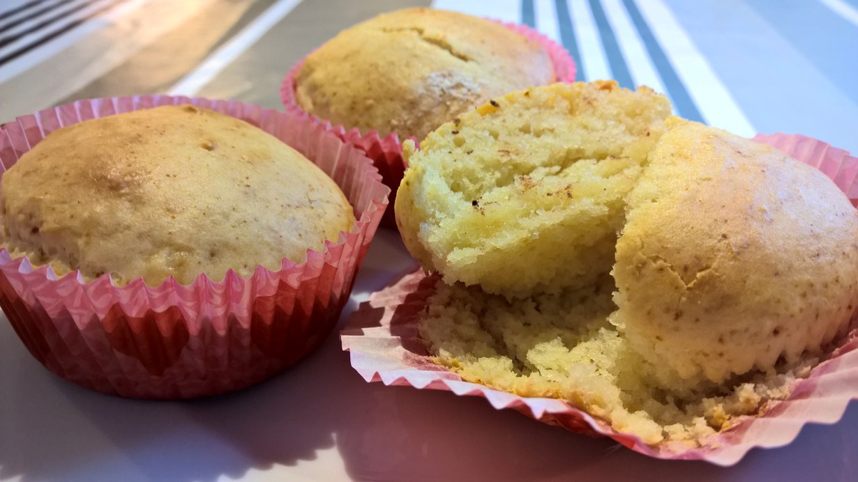 Zoomaa muffinin rakenteeseen: melko kuohkeaa! Kuva: Riikka Kaila