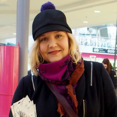 Leea on onnellinen (ja hieman hämmentynyt) voittaja!