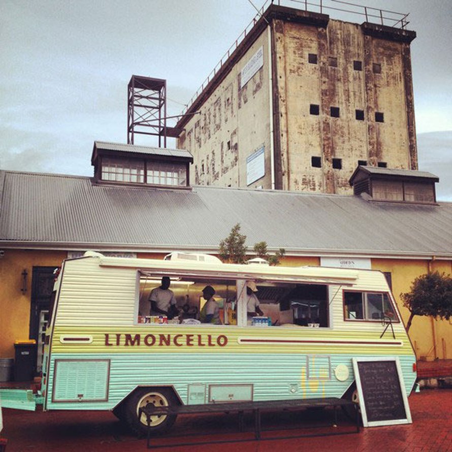 Limoncello-rekka on rouhea.