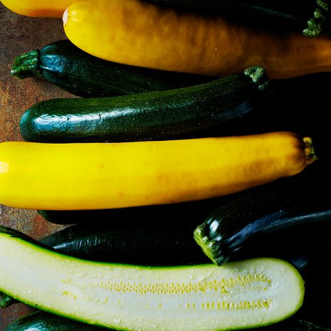 Kesäkurpitsa on kevyt ja monipuolinen kasvis. Kuva: Tuomas Kolehmainen