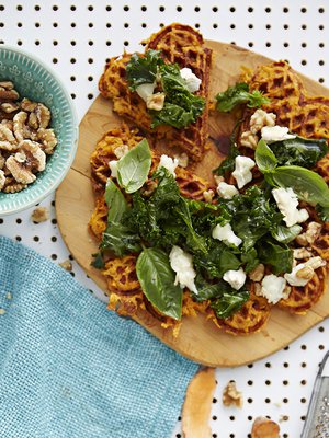 Bataatista on helppo tehdä vohvelit vohveliraudalla. kuva: Panu Pälviä