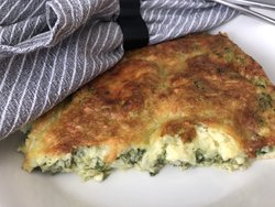 Pinaatti-feta-sipulipiirakka