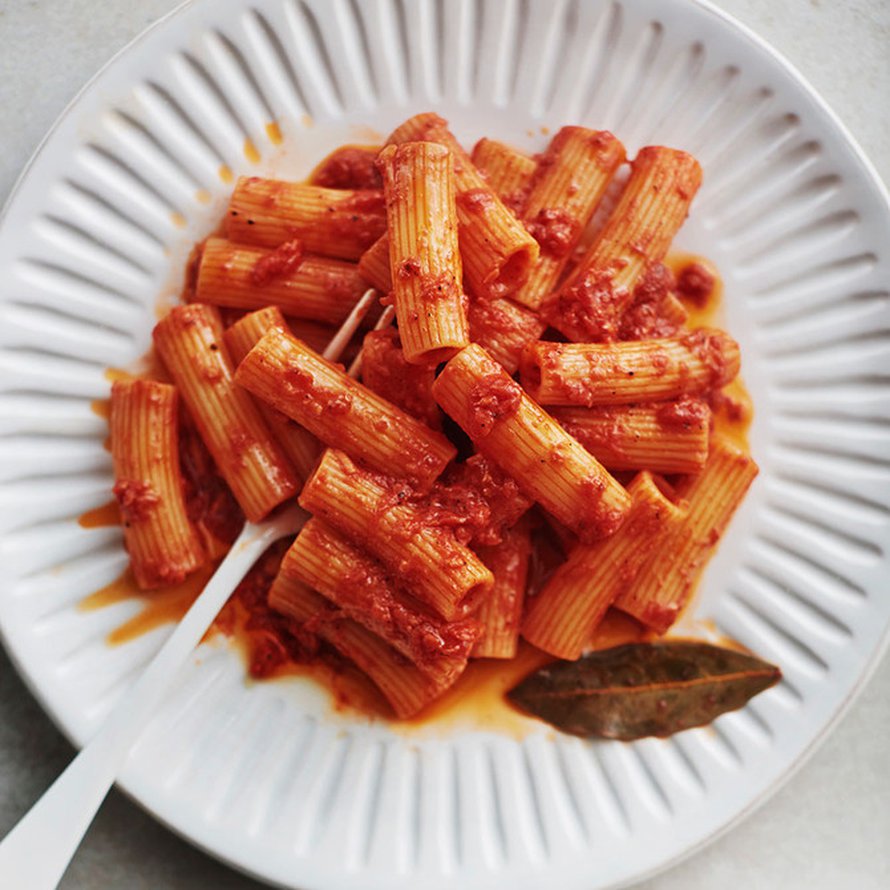 Niin nopea pasta, ettei mitään mokaa ehdi sattua. Vai ehtiikö? Kuva: <span class="photographer">Panu Pälviä</span>