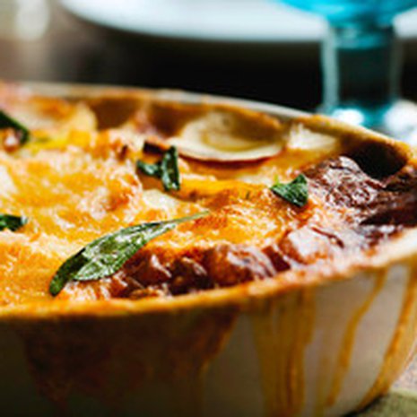 Gratinoidut kermaperunat valkosipulilla tai ilman. Kuva: Tuomas Kolehmainen