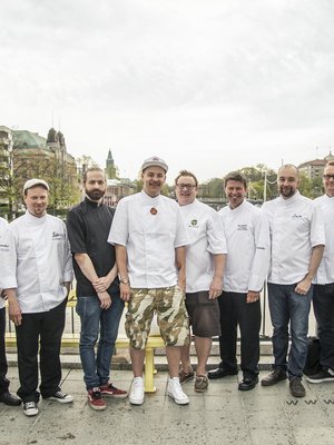 Tämä porukka isännöi Turun Food &amp; Funin festivaaliravintoloita. Kuva: <span class="photographer">Jouni Kuru.</span>