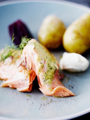 Ei kuivaa hiutalekalaa vaan ihanan mehevää lohta! Kuva: <span class="photographer">Sami Repo.</span>