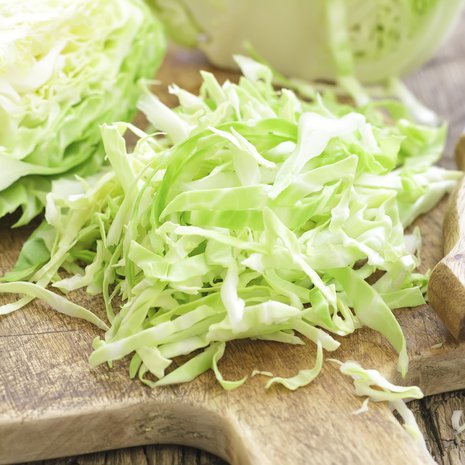 Kaali maistuu nyt sellaisenaan tai simppeleilssä ruuissa. Kuva: IStockphoto