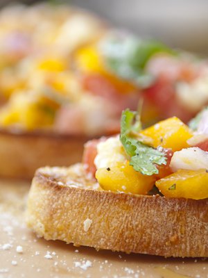 Tämä tässä on brusetta. Eikun bruketta. Eipäs vaan brusketta. Kuva: <span class="photographer">Istockphoto.</span>