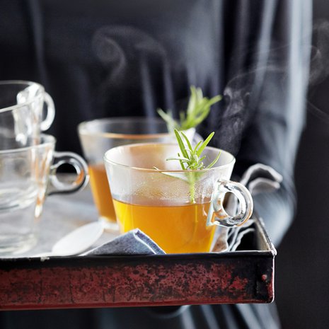 Omenatoti on höyryävä alkujuoma. Kaikki kuvat: Reetta Pasanen